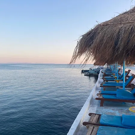 Apartment Snajder Apartment, 50m Beach, 2 Bedrooms, 2 Bathrooms, 1living Room, Self Check-in *