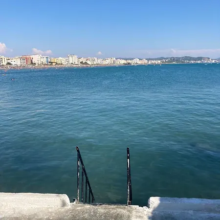 Apartment Snajder Apartment, 50m Beach, 2 Bedrooms, 2 Bathrooms, 1living Room, Self Check-in Durres