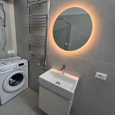 Apartment Snajder Apartment, 50m Beach, 2 Bedrooms, 2 Bathrooms, 1living Room, Self Check-in