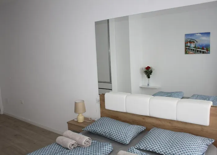 Snajder Apartment, 50m Beach, 2 Bedrooms, 2 Bathrooms, 1living Room, Self Check-in Appartement Durrës