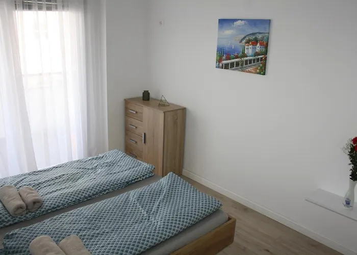 Appartement Snajder Apartment, 50m Beach, 2 Bedrooms, 2 Bathrooms, 1living Room, Self Check-in Durrës