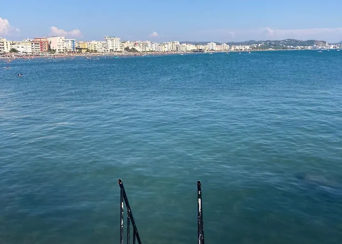 Appartement Snajder Apartment, 50m Beach, 2 Bedrooms, 2 Bathrooms, 1living Room, Self Check-in Durrës