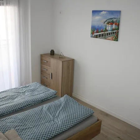 דירה Snajder Apartment, 50m Beach, 2 Bedrooms, 2 Bathrooms, 1living Room, Self Check-in דורס