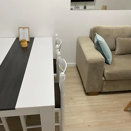 Snajder Apartment, 50m Beach, 2 Bedrooms, 2 Bathrooms, 1living Room, Self Check-in דירה דורס