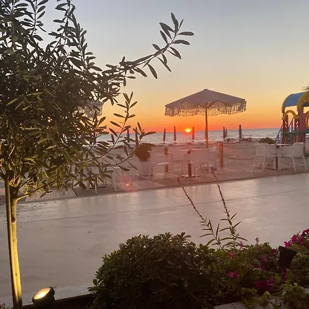 Snajder Apartment, 50m Beach, 2 Bedrooms, 2 Bathrooms, 1living Room, Self Check-in דירה