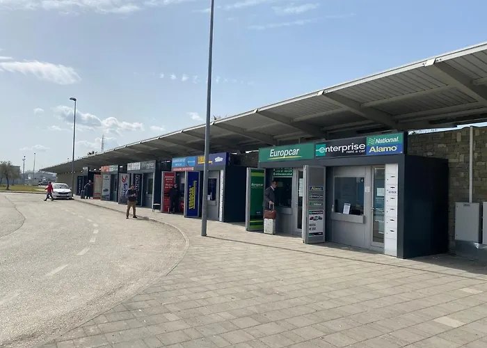 Snajder Apartment, 50m Beach, 2 Bedrooms, 2 Bathrooms, 1living Room, Self Check-in *